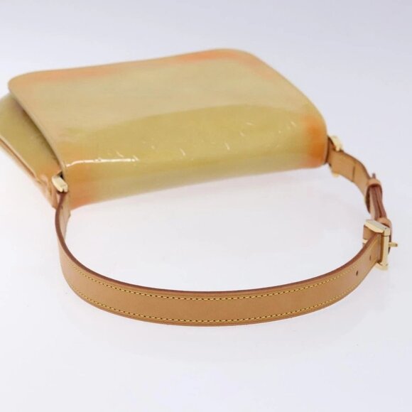 LOUIS VUITTON Monogram Vernis Thompson Street Bag Beige - Picture 7 of 16